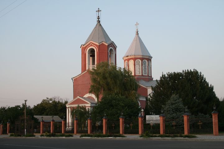 Армянская церковь Сурб Геворг Зоравар